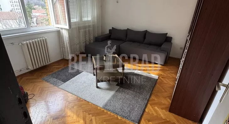 Četvoroiposoban stan | 4zida