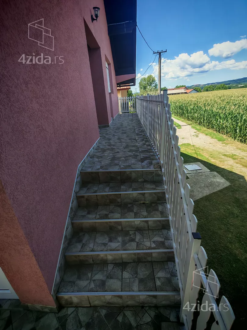 2-etažna kuća | 4zida
