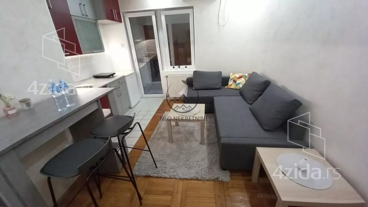 Garsonjera | 4zida