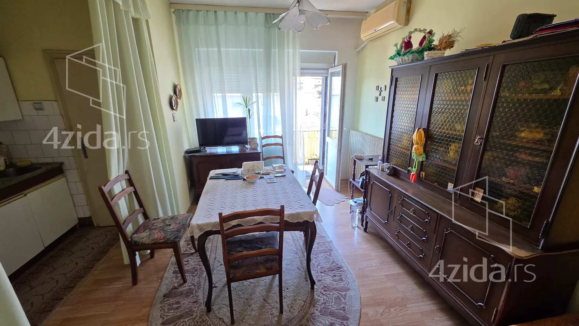 Dvoiposoban stan | 4zida