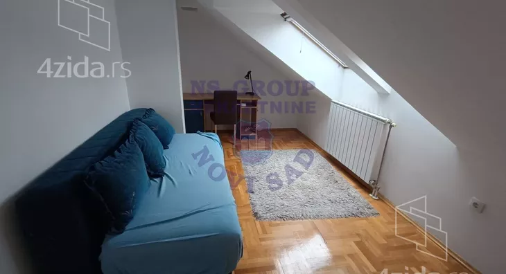 Četvoroiposoban stan | 4zida
