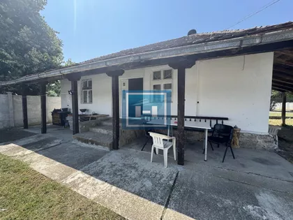 Krušar | 4zida.rs