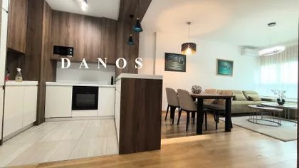 Tadije Sondermajera | 4zida.rs