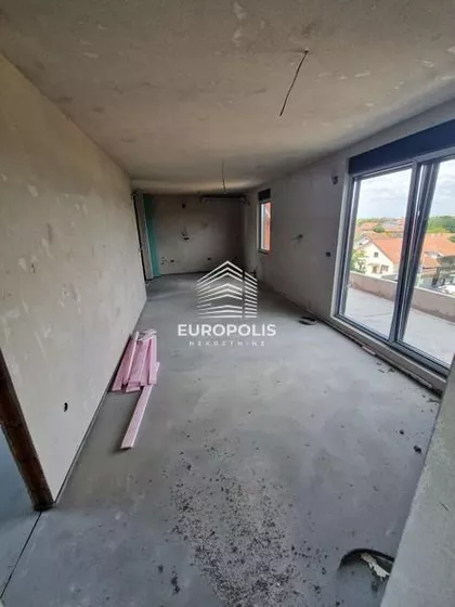 Ugrinovačka | 4zida.rs