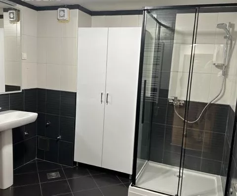 5-etažna kuća | 4zida