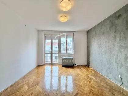 Cara Dušana | 4zida.rs