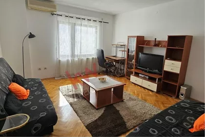 Niška | 4zida.rs