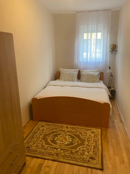 Crveni Krst Vračar | 4zida.rs