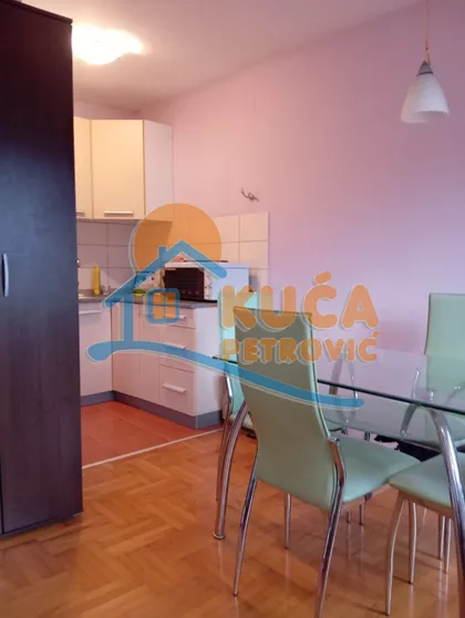 Milana Rakića | 4zida.rs