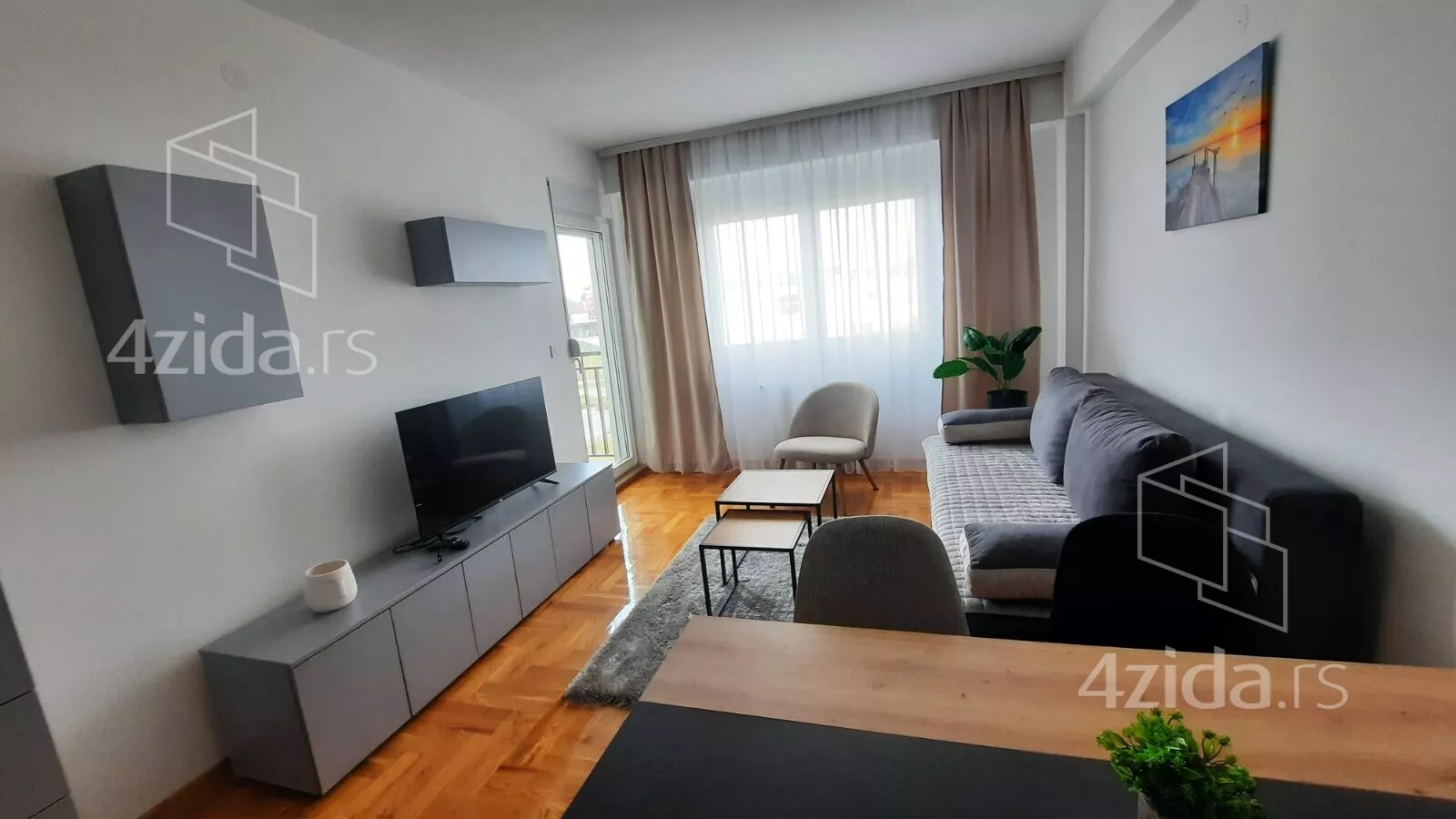 Dvoiposoban stan | 4zida