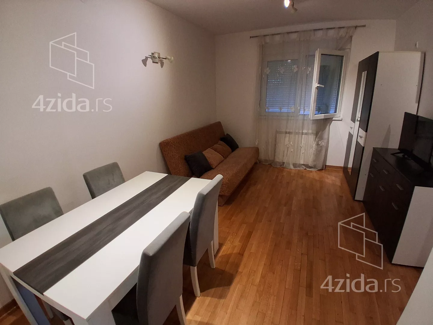 Garsonjera | 4zida