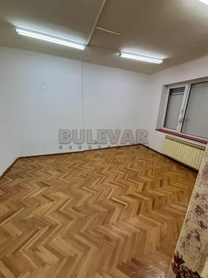 Cara Dušana | 4zida.rs