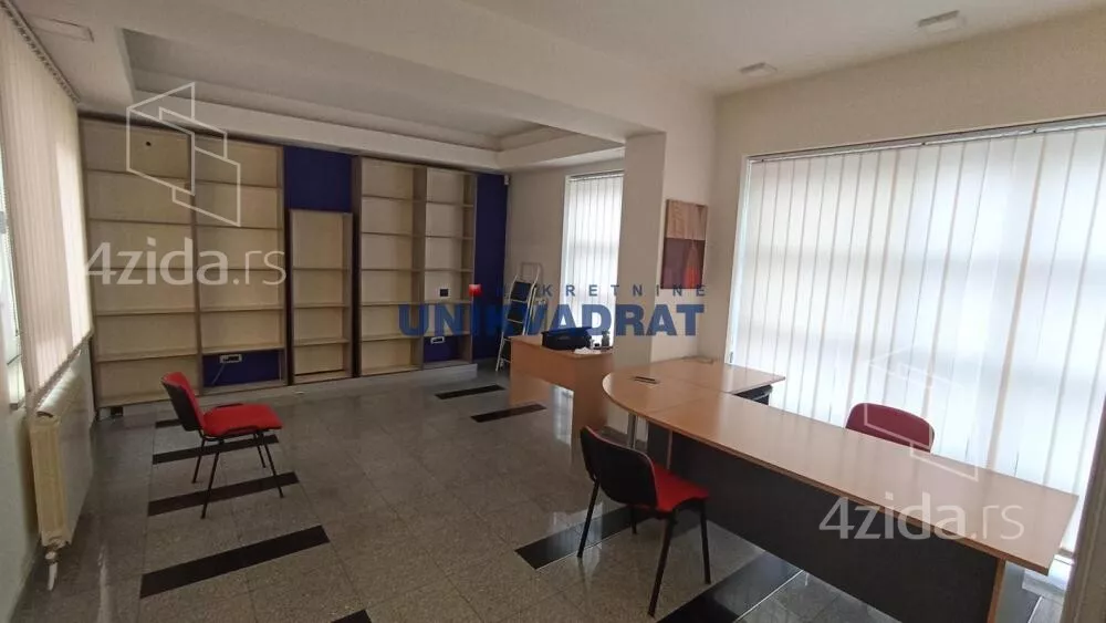 Poslovni prostor | 4zida
