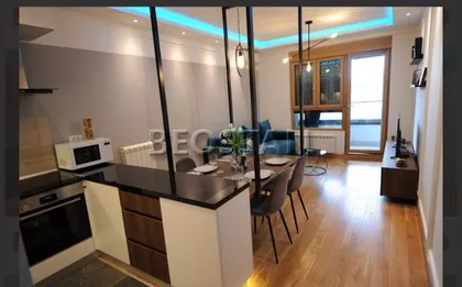 Tadije Sonder Majera | 4zida.rs