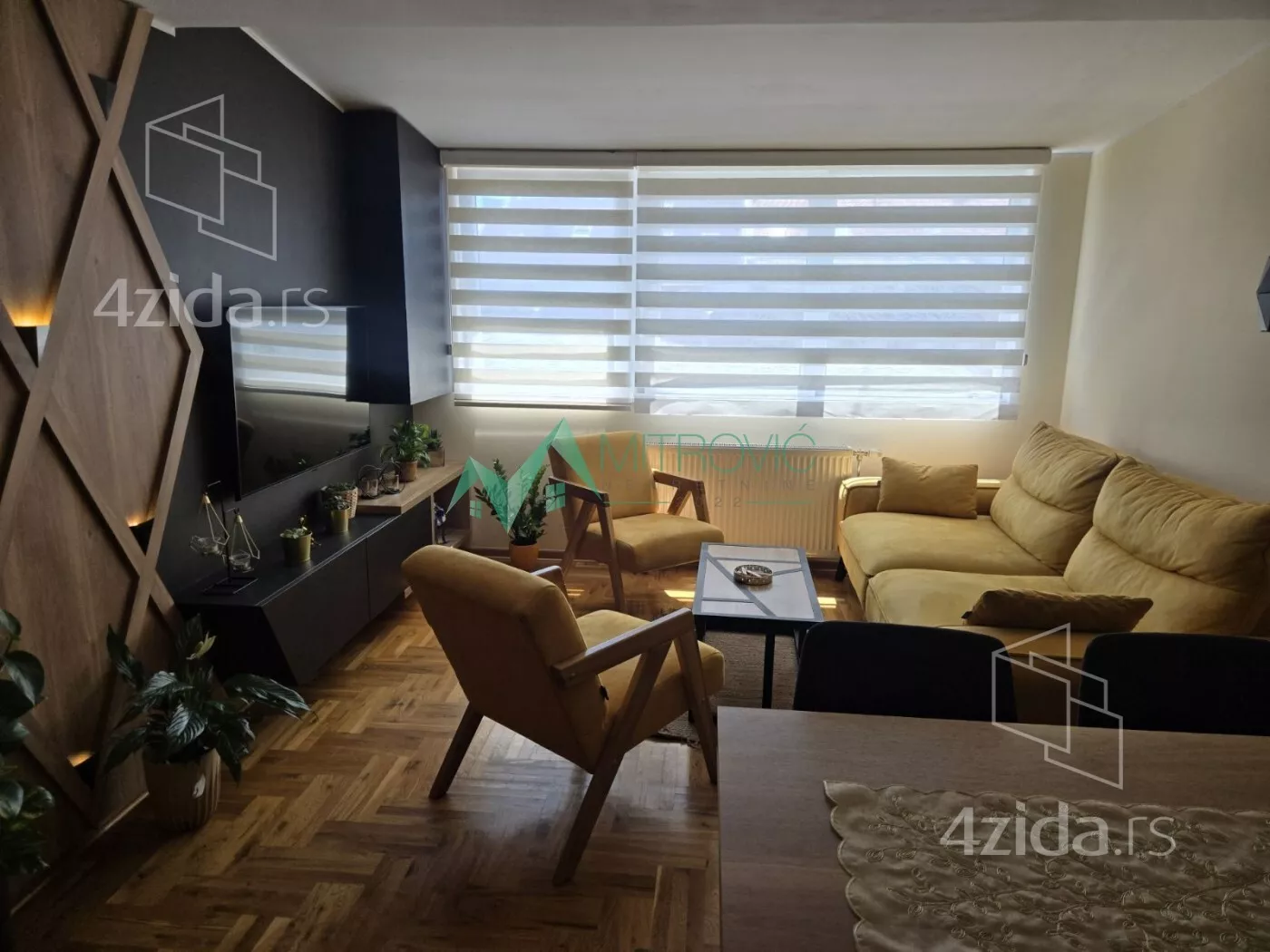 Troiposoban stan | 4zida