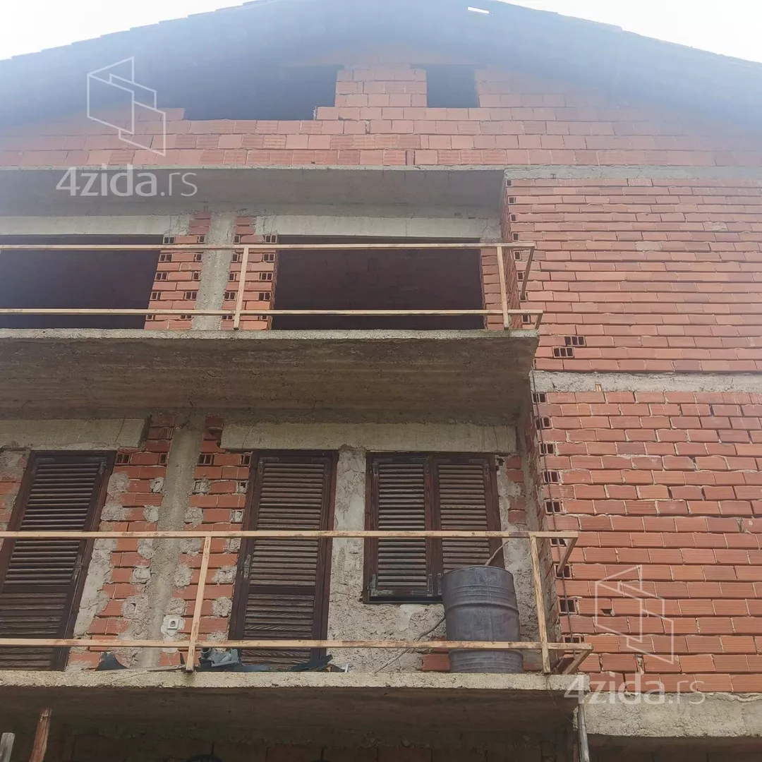 3-etažna kuća | 4zida