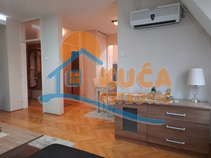 Jovana Ristića | 4zida.rs