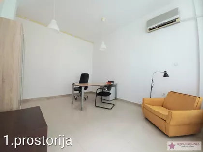 Tome Maksimovića | 4zida.rs