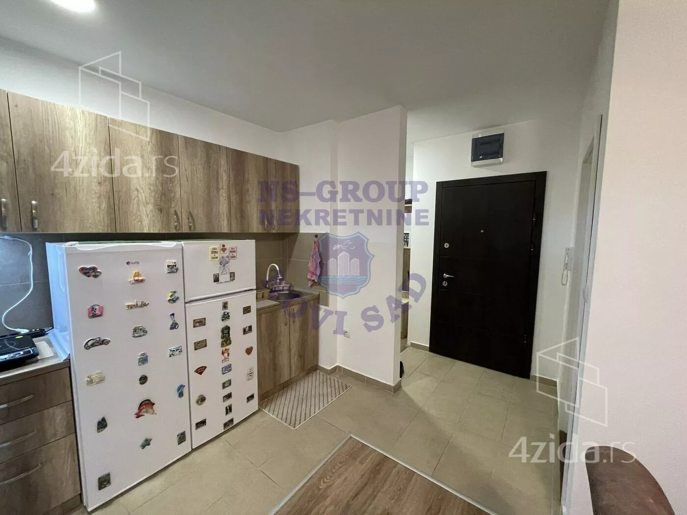 Troiposoban stan | 4zida