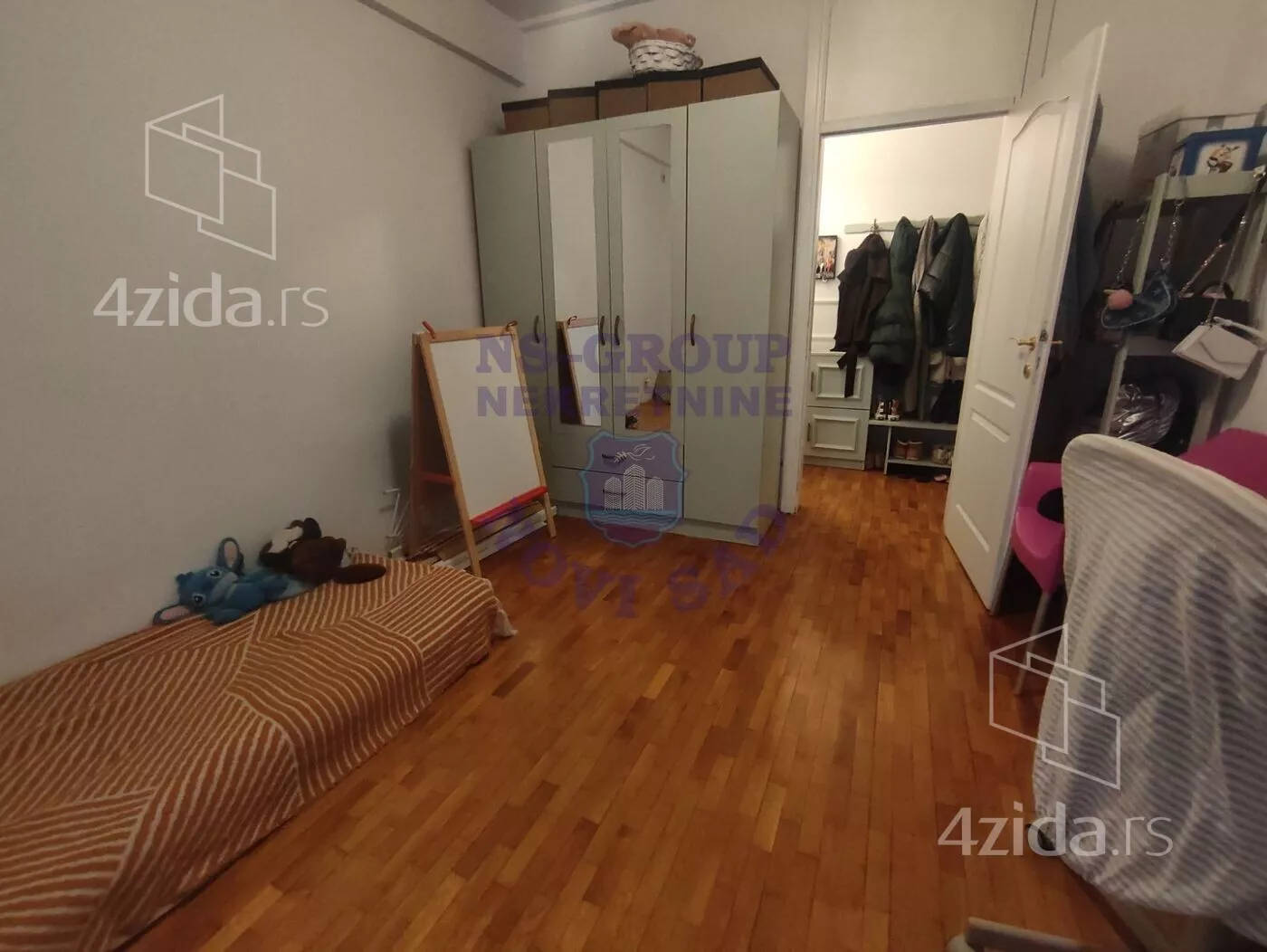 Četvorosoban stan | 4zida