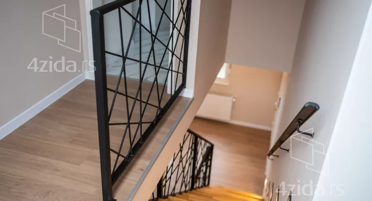 3-etažna kuća | 4zida