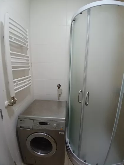 Dobre Jovanovića | 4zida.rs