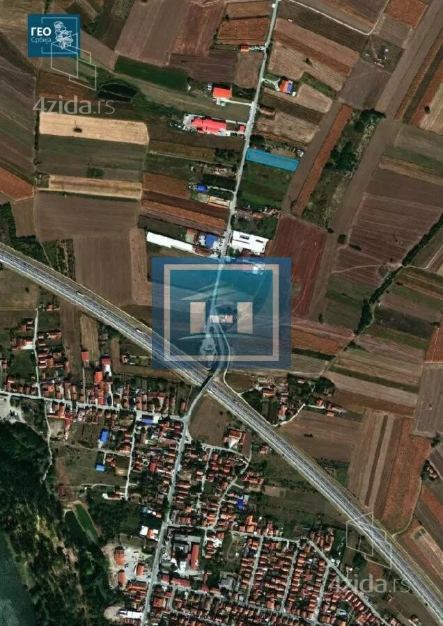 Plac | 4zida