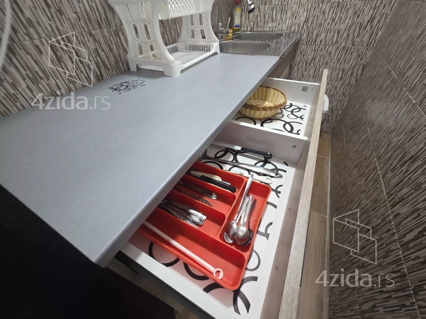 Garsonjera | 4zida