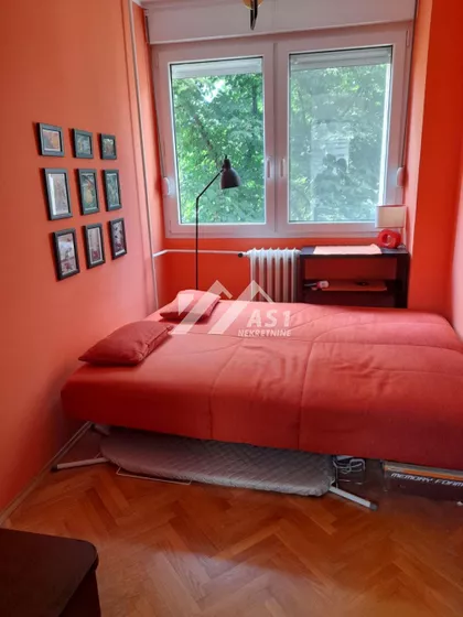 Balzakova | 4zida.rs