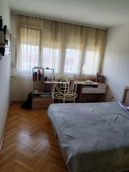 Čair | 4zida.rs