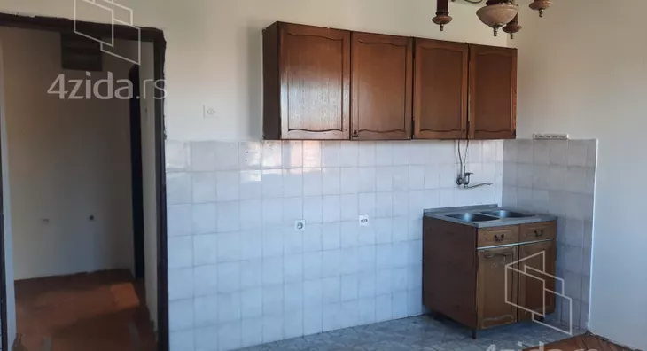 4-etažna kuća | 4zida