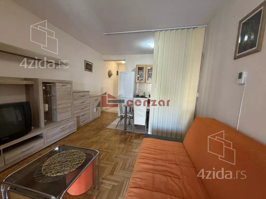 Garsonjera | 4zida
