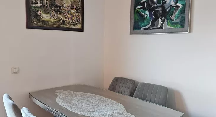 Šestosoban stan | 4zida