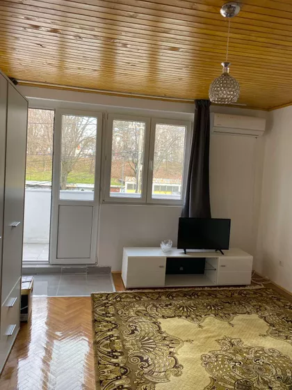 Ivana Micurina | 4zida.rs