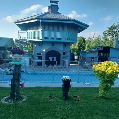 Starine Novaka 8 | 4zida.rs