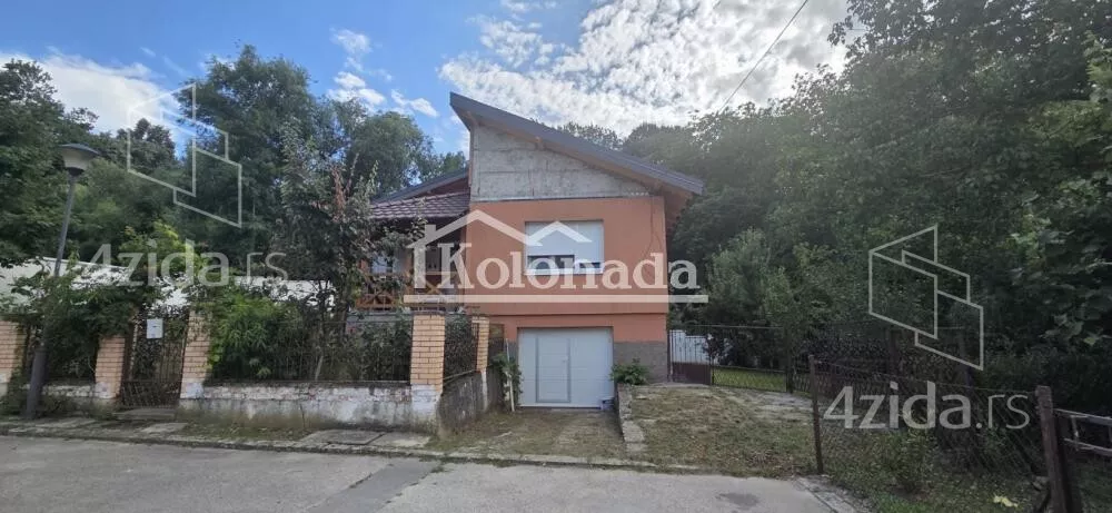 Kuća | 4zida