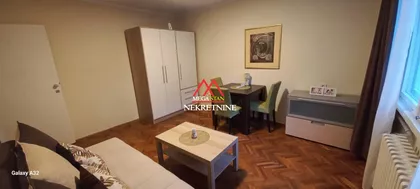 Milana Simovića | 4zida.rs