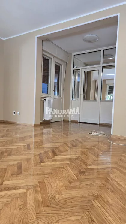 Hadži Ruvimova | 4zida.rs