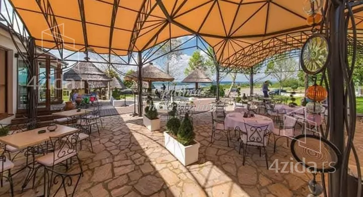 Ugostiteljski objekat | 4zida