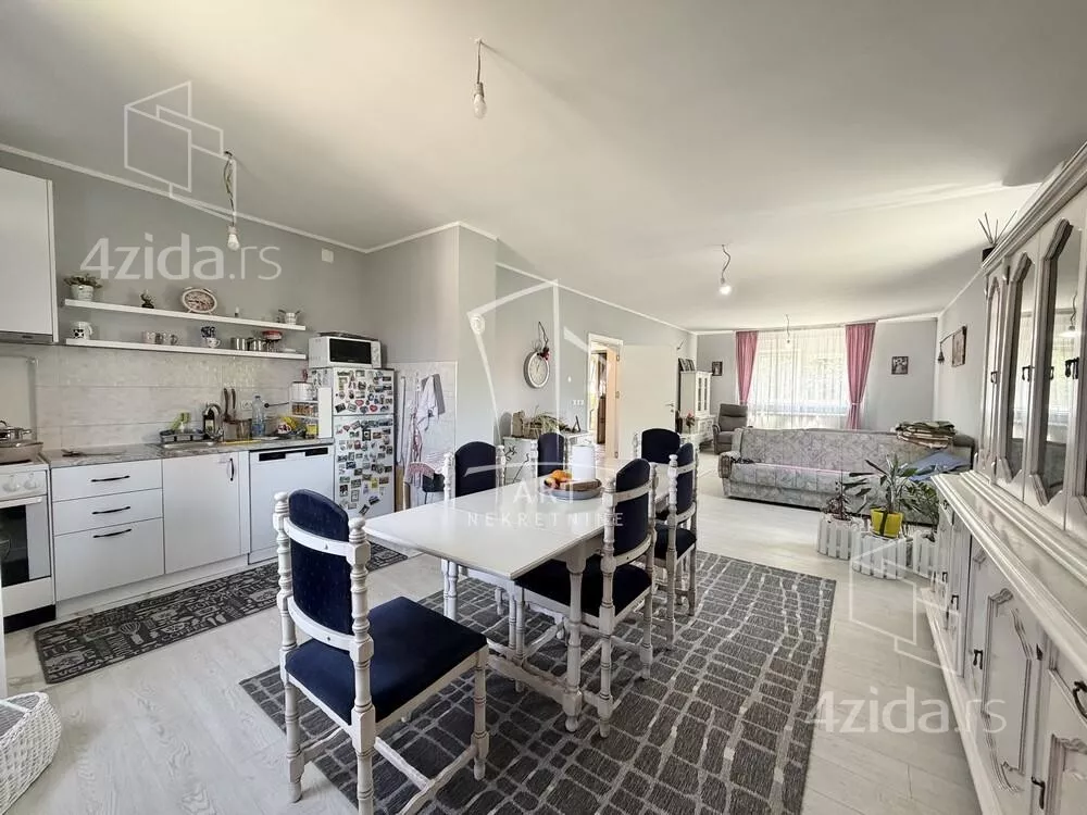 3-etažna kuća | 4zida
