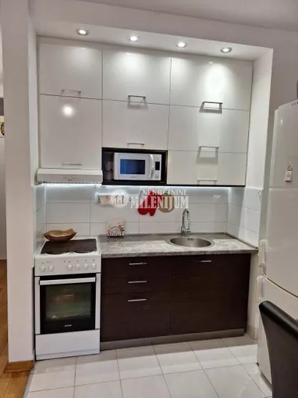 Nedeljka Gvozdenovića | 4zida.rs