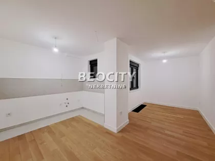 Autokomanda | 4zida.rs