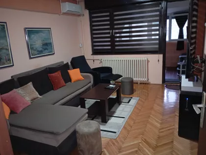 Dr Dimitrija Jovčića 19 | 4zida.rs