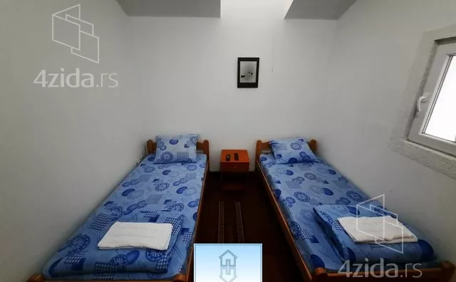 Ugostiteljski objekat | 4zida