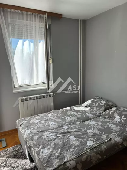 Braće Ribnikar | 4zida.rs