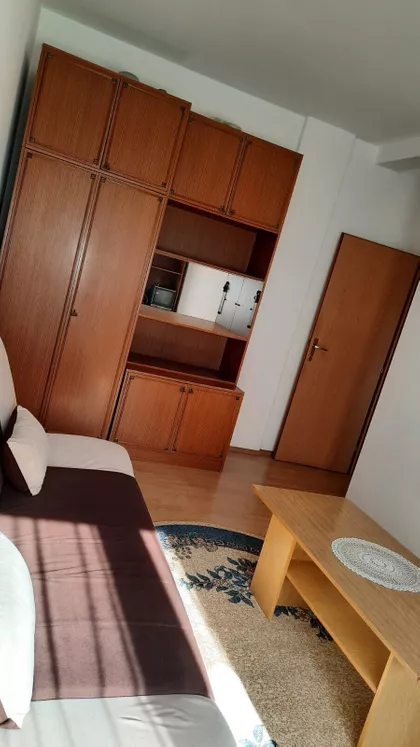 Zmaj Jovina | 4zida.rs