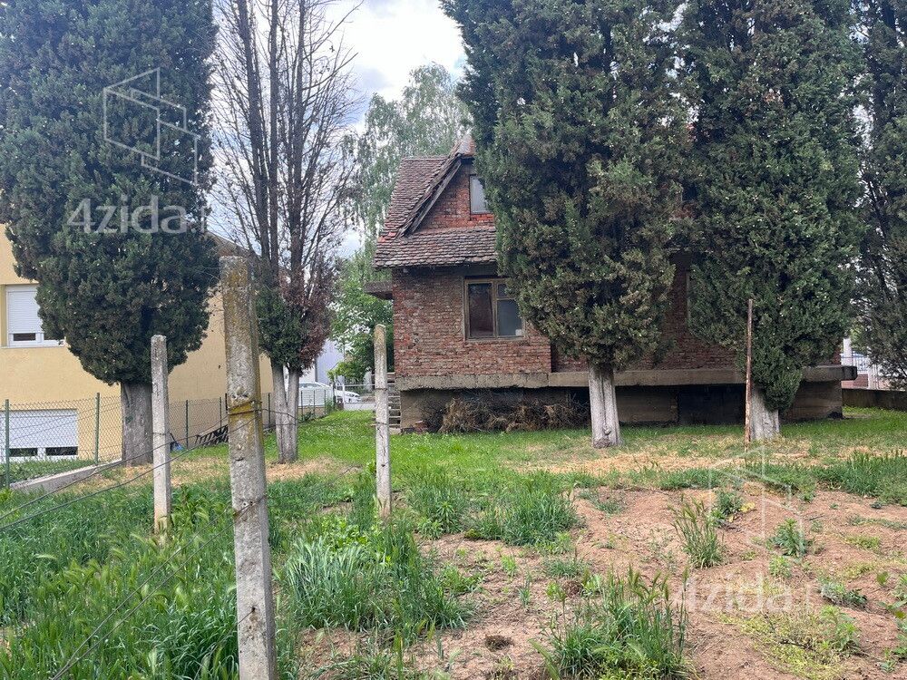 Kuća – Opština Smederevska Palanka, Smederevska Palanka - Više