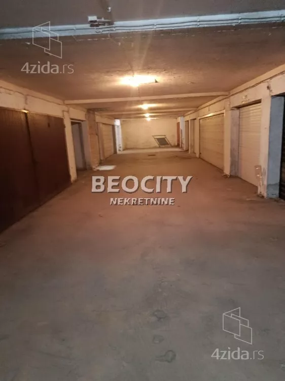 Garaža/Parking | 4zida