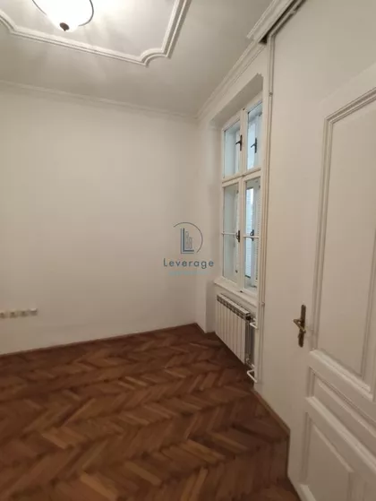 Patrijarha Varnave | 4zida.rs