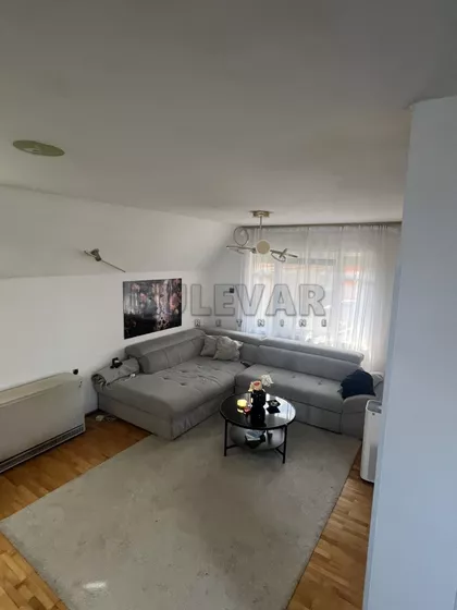 Dobrička | 4zida.rs